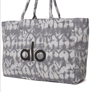 ALO YOGA Shopper Tote Grey Tie dye - NWT